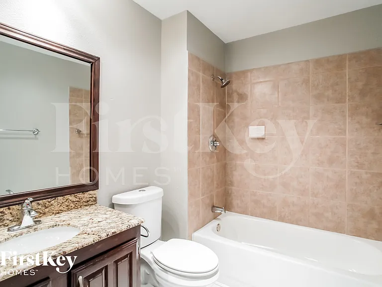 1835 Tree Line Dr — Photo 11