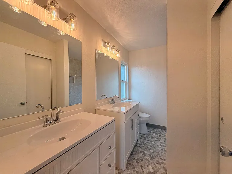 10019 Canyonview Ct — Photo 7