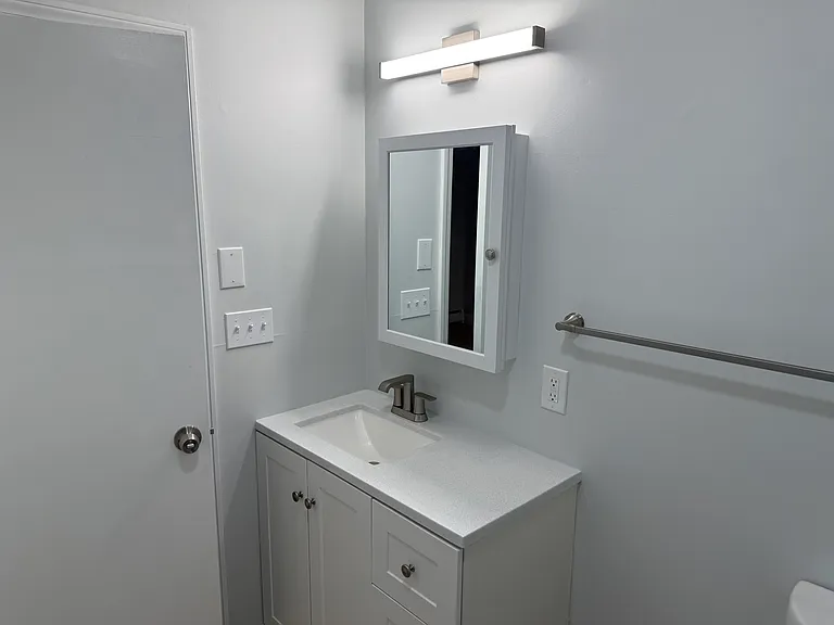 Granite St — Photo 12