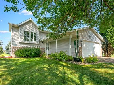 3214 Village Green Dr, Moorhead, MN, 56560