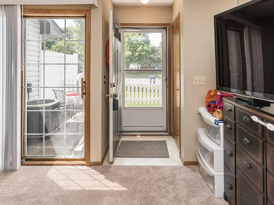 1st image of 2552 Bedford Ct