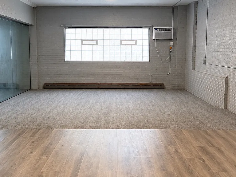 5320 N Damen Ave #200 — Photo 15