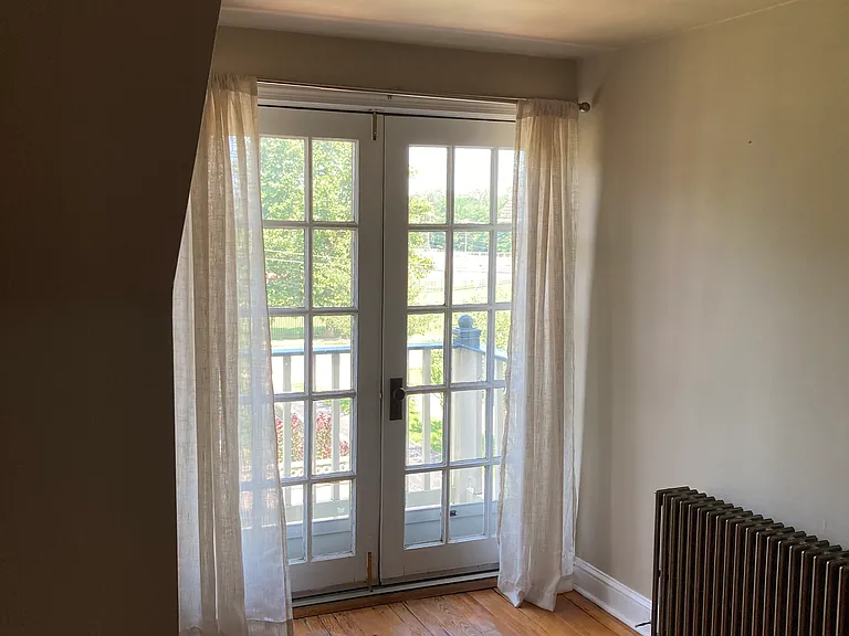 340 N Penn St — Photo 17