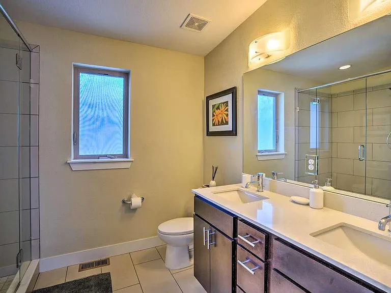 2154 Decatur St — Photo 20
