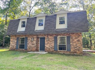 143 Timber Ln, Florence, MS 39073