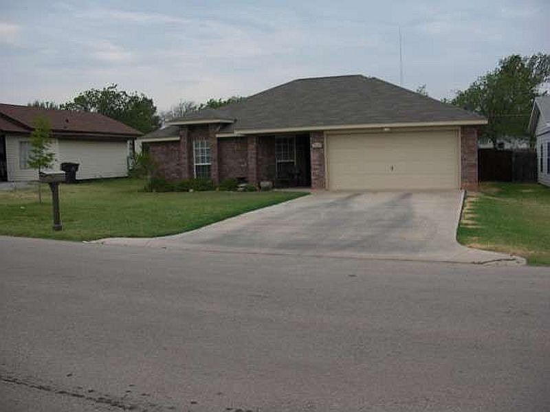 1st image of 2124 Richmond Dr