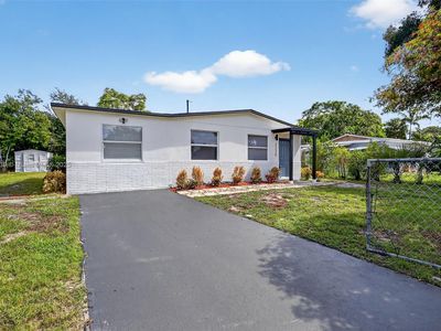 3239 Meadow Rd, Palm Springs, FL, 33406