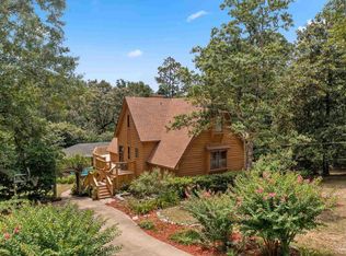 7434 Pine Lake Cir, Milton, FL 32570