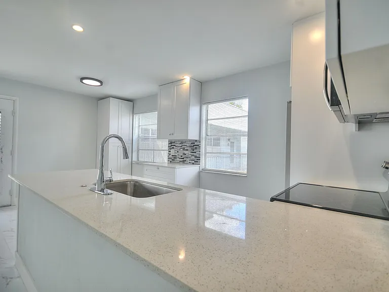 137 Normandy Ln #137-C — Photo 7