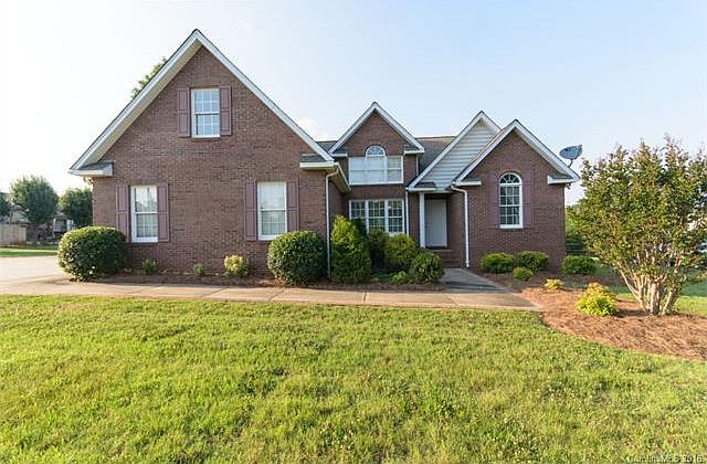 1st image of 982 Huntington Hills Dr