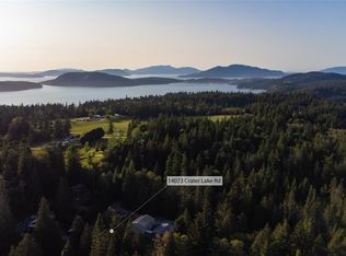 14071 Crater Lake Rd, Anacortes, WA 98221