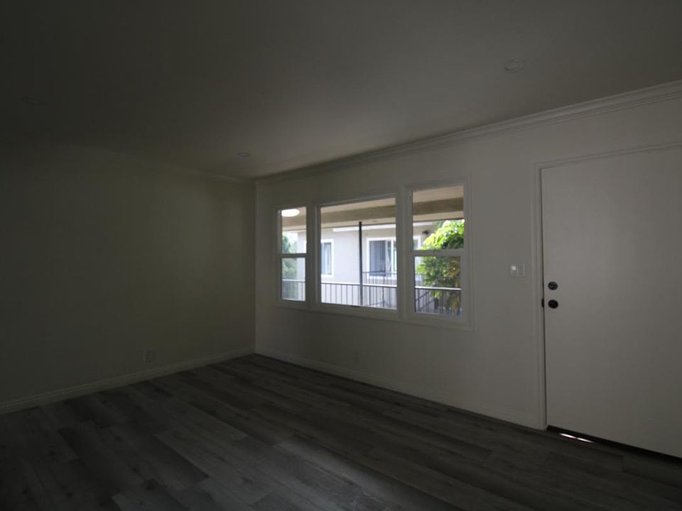 1st image of 4555 N Figueroa St #5