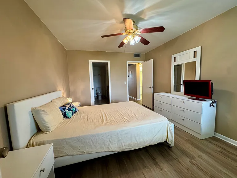 4019 Lincoln Pl #A — Photo 19