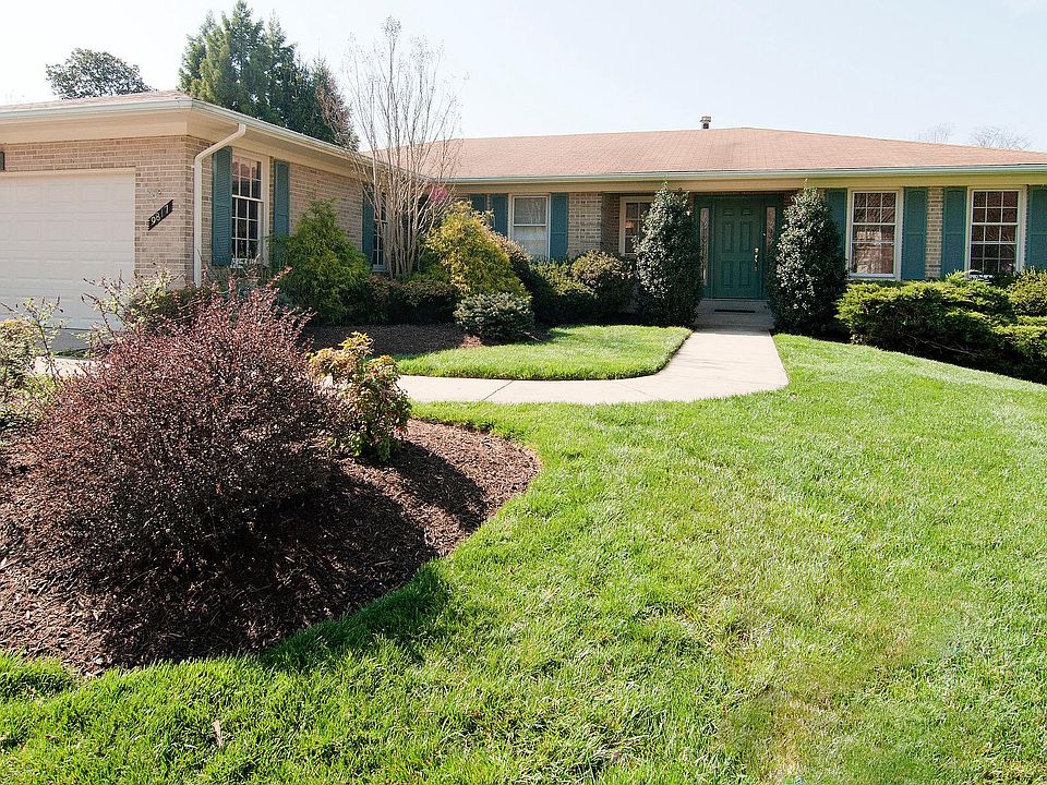 1st image of 9817 Doulton Ct