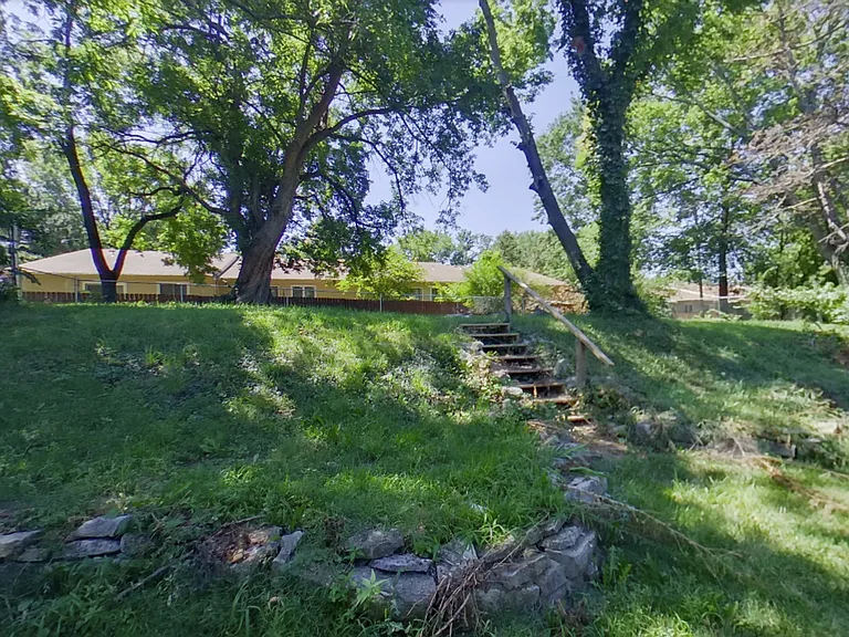 2441 Hobbs Dr — Photo 17