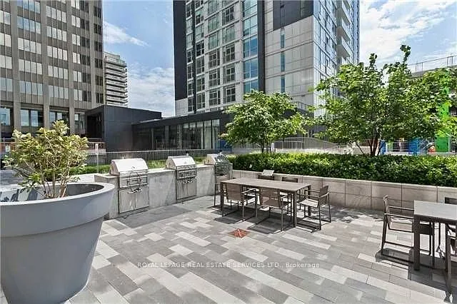 111 Saint Clair Ave W #928 — Photo 14