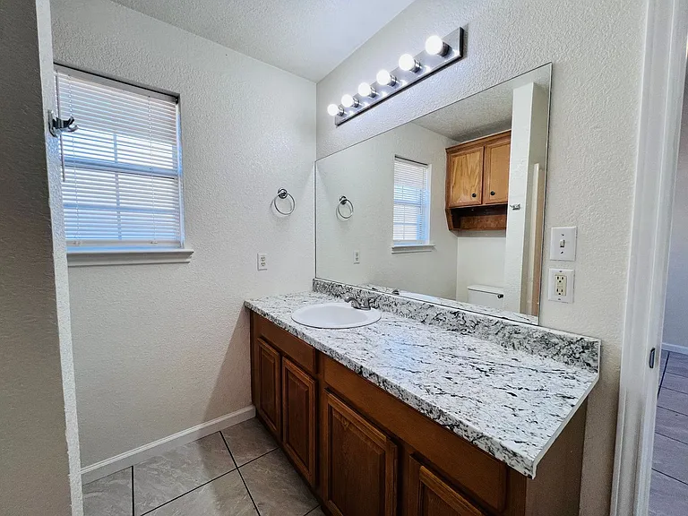1704 Boydstun Loop — Photo 7