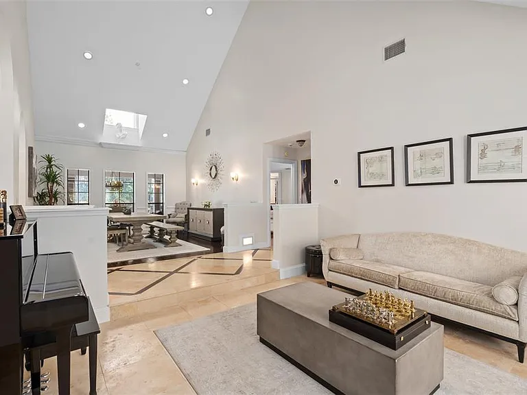 2214 Earleaf Ct — Photo 17