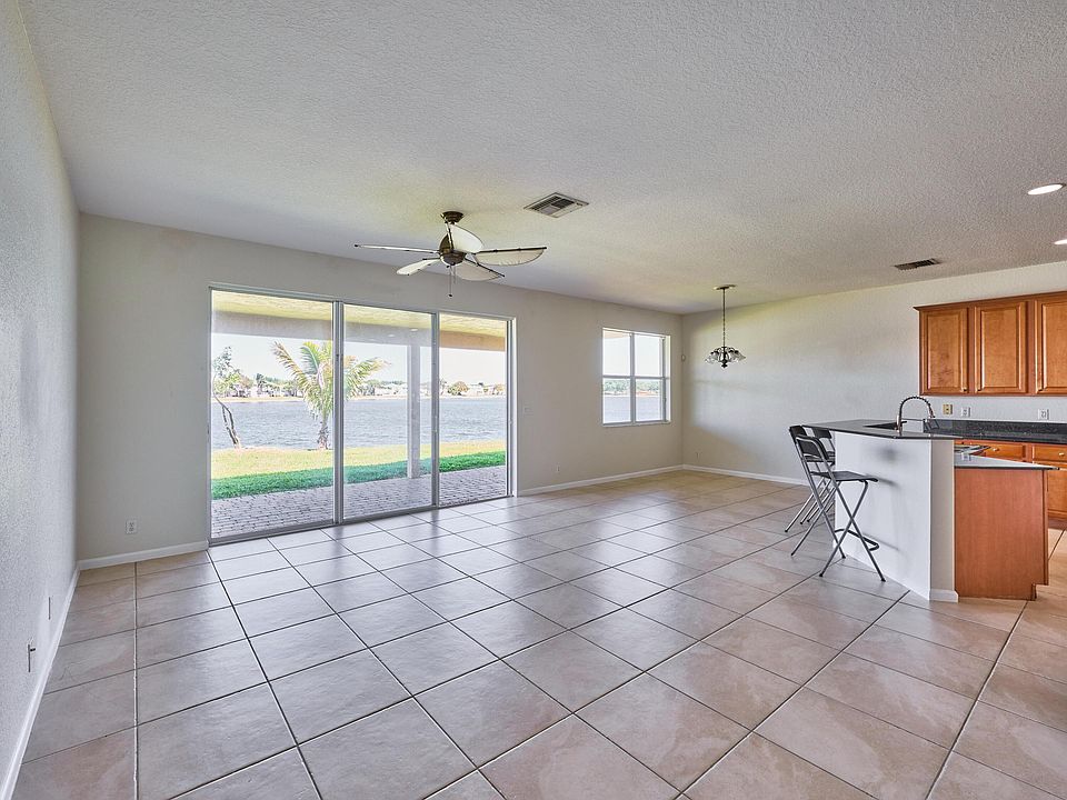 1st image of 104 Devonshire Circle