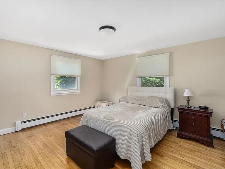 288 Green End Ave — Photo 25