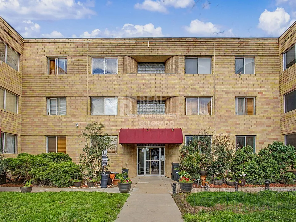 1100 Colorado Blvd #206
