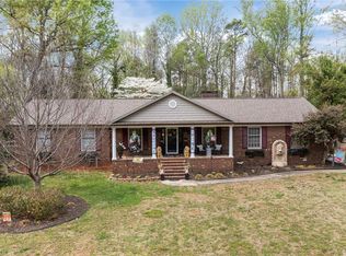 117 Forestview Dr, Elon, NC 27244