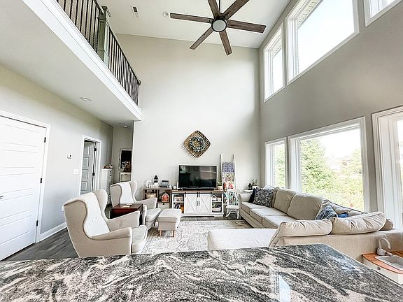 5th image of 309 Grand Oak Blvd