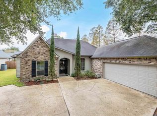 19142 Beaujolaes Ave, Baton Rouge, LA 70817
