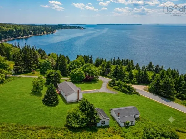 266 Upper Blandford Rd, Deep Cove, NS B0J 1T0