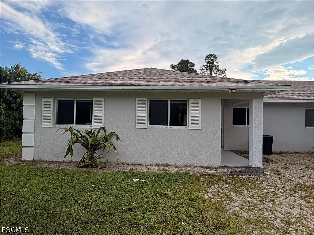 3 bed, 2.0 bath, 1109 sqft, $1,600 — Photo 1
