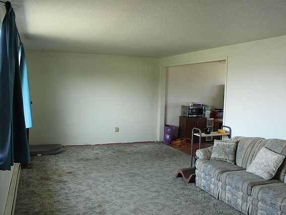 3rd image of 7111 Opaline Rd