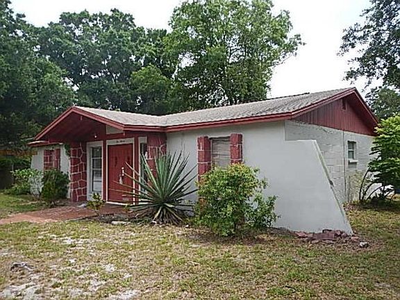 2nd image of 1016 Coconut Dr