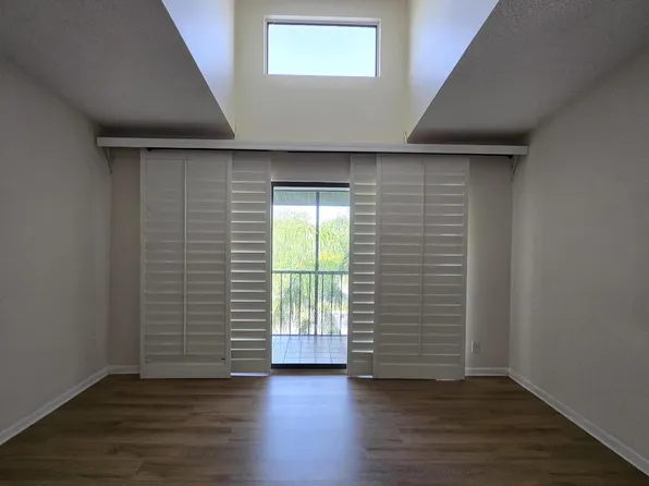 1009 Green Pine Boulevard #D3, West Palm Beach, FL 33409