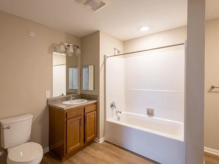 Zane Commons — Photo 11