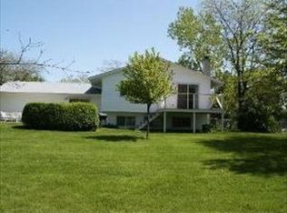 1530 Montana Way, Elk Grove Village, IL 60007