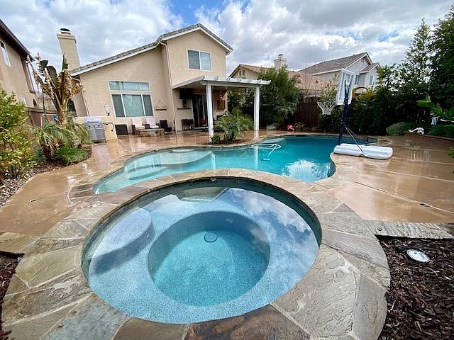 1st image of 11994 Stovall Way