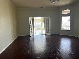 5th image of 8104 San Antonio St