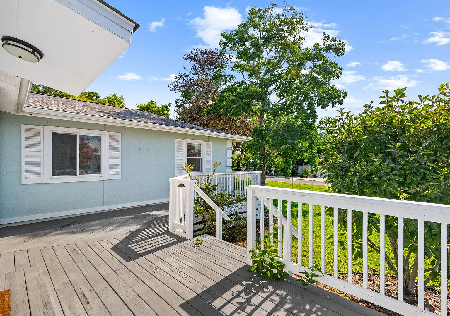 327 Shasta St — Photo 4