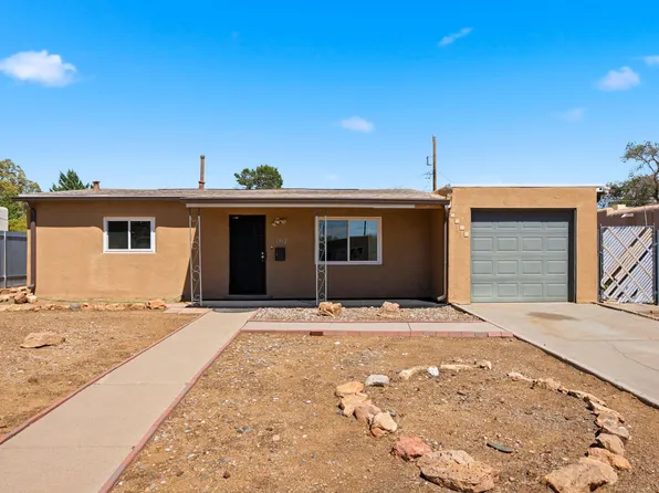 1312 Boatright Dr NE, Albuquerque, NM 87112