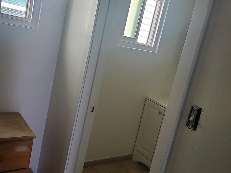 821 1/2 Coronado Ct — Photo 17