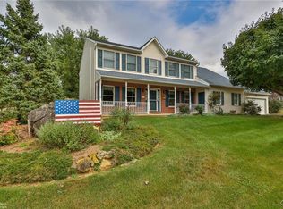 1705 Fox Hollow Ln, Easton, PA 18040