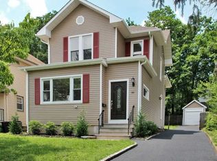 166 Valley Rd, Montclair, NJ 07042