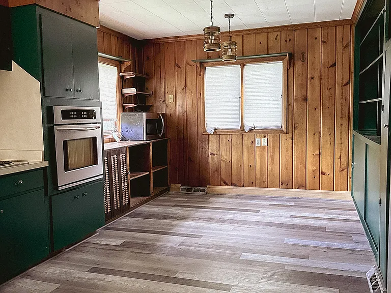 316 E Jackson Ave — Photo 3
