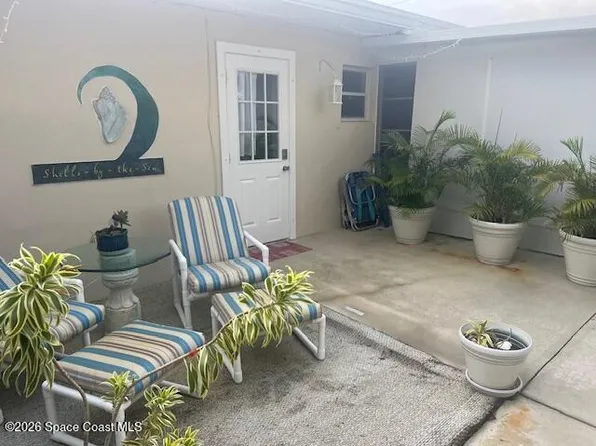 2025 Date Palm Ave, Indialantic, FL 32903