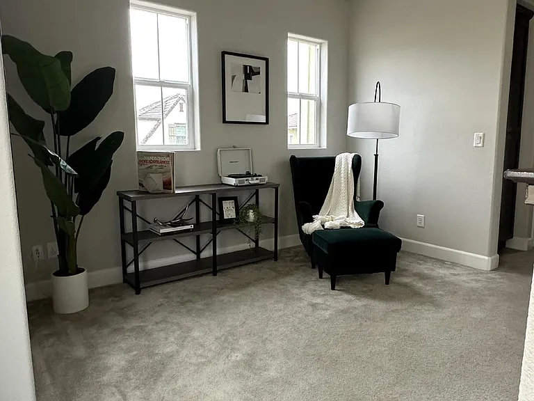 5049 Verona Dr — Photo 17