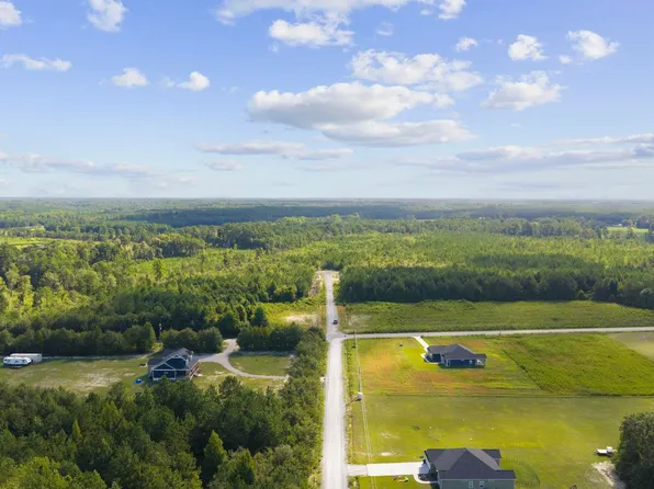 Lot 11 Ellwood Rd., Galivants Ferry, SC 29544