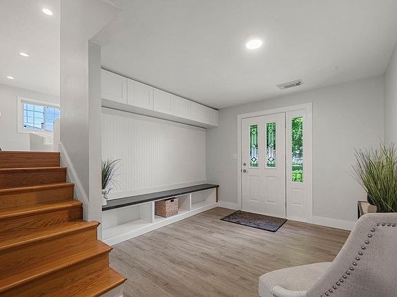 2nd image of 9109 24th Ln