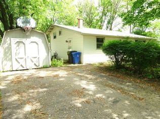 251 Harrison St, Carpentersville, IL 60110