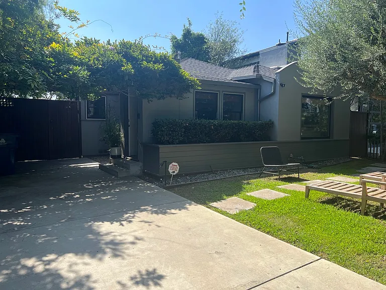 4161 Beethoven St — Photo 35