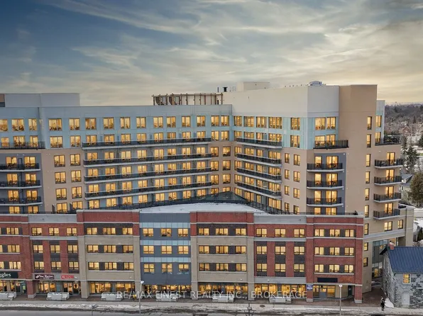 652 Princess St #523, Kingston, ON K7L 1E5